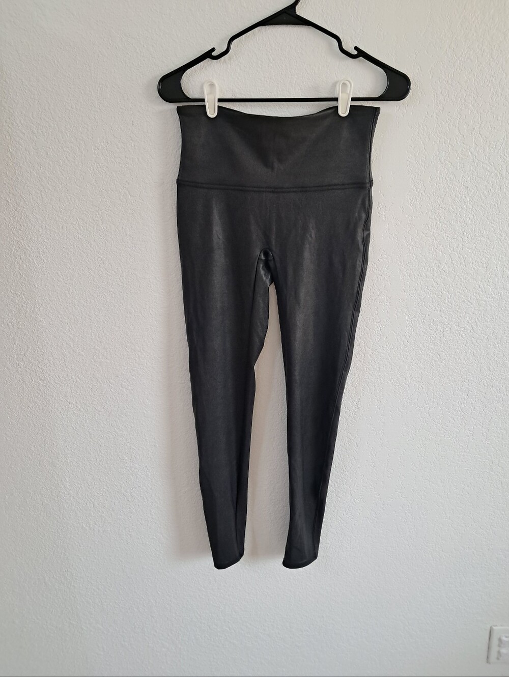 SPANX Faux Leather Leggings Black High Waisted Shaping Women's L Whimsigoth